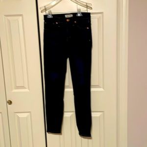 NWOT Madewell 9” High Rise Skinny Jean size 26 dark blue